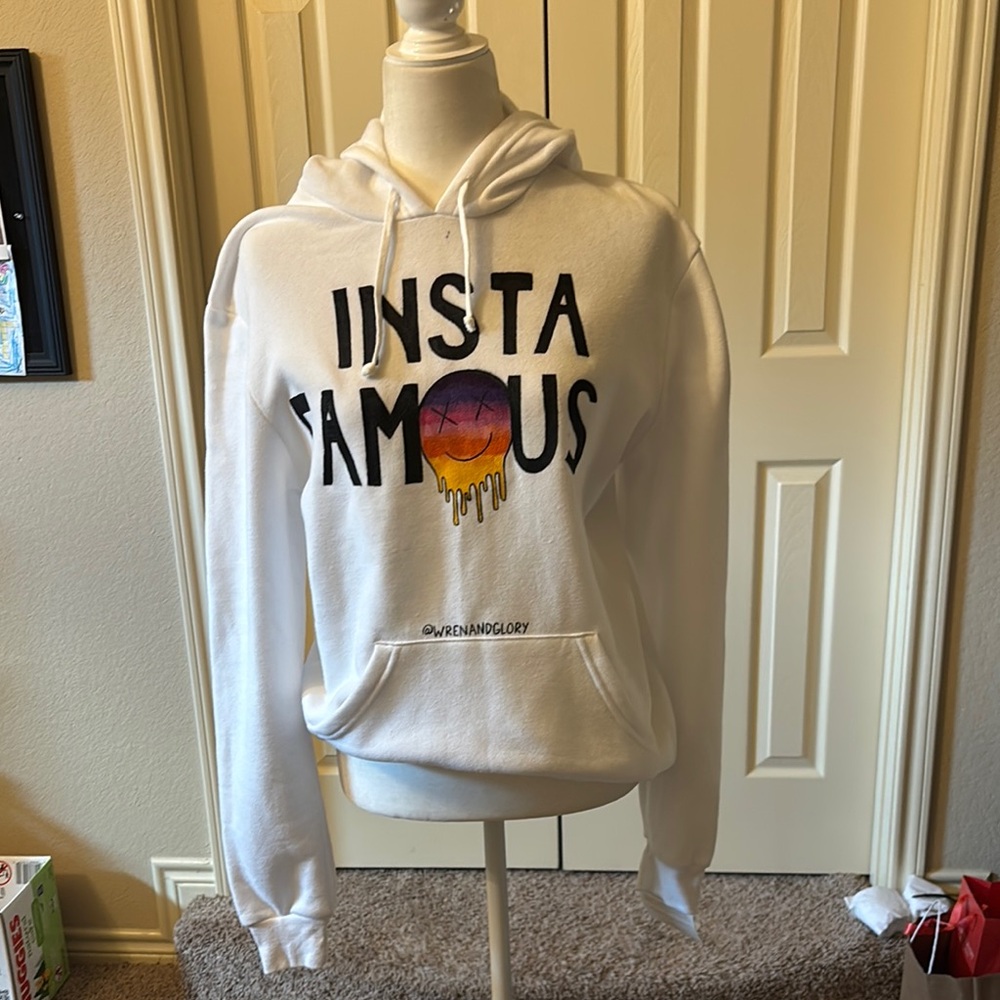 Women’s NWT Wren and Glory White Hoodie Size M “Insta Famous” MSRP $225
